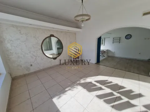 Izdavanje, poslovni prostor, 38m², Drac, Podgorica - image 1