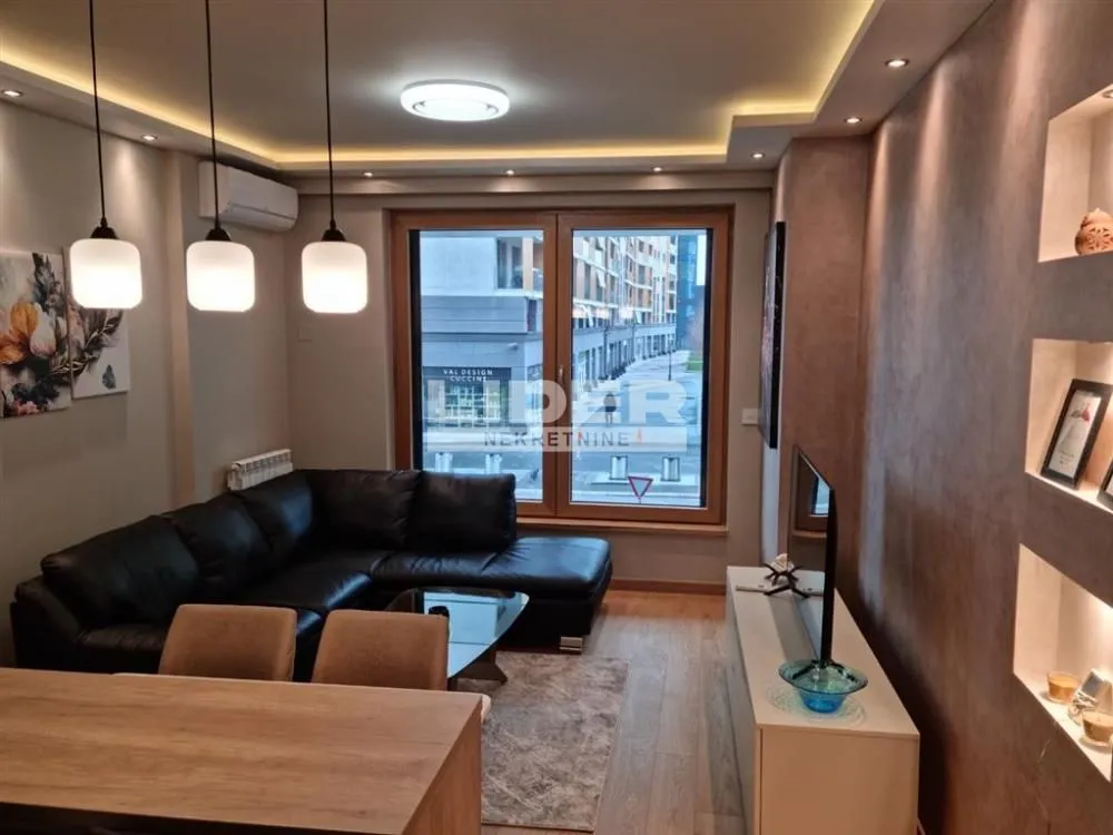 Rent, two bedroom apartment, 62m², Novi Beograd Blok 65, Novi Beograd Sve Podlokacije