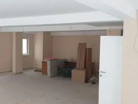 Izdavanje, poslovni prostor, 120m², Voždovac Sve Podlokacije, Beograd - image 3