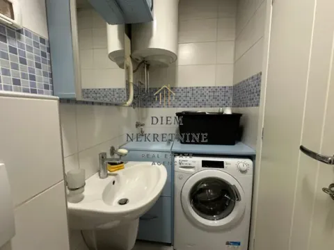 Rent, two bedroom apartment, 68m², City Kvart, Podgorica - image 17