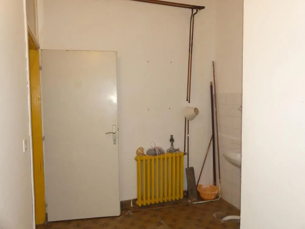 Sale, office space, 20m², Kajsijar, Jagodina