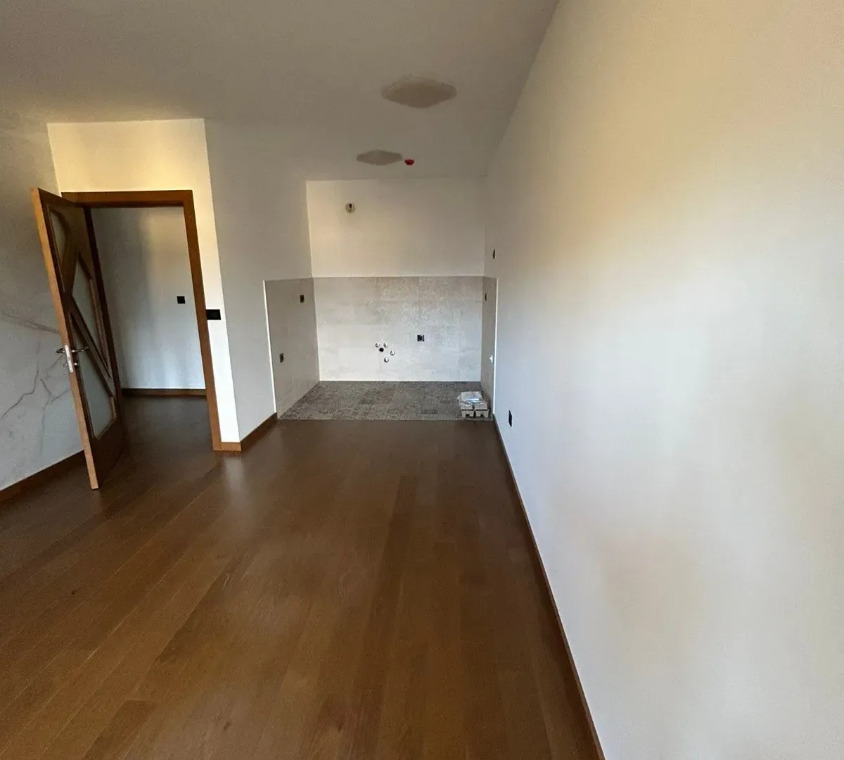 Izdavanje, jednosoban stan, 49m², Ljubović, Podgorica