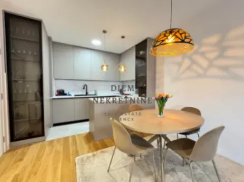 Izdavanje, stan, 74m², Central Point, Podgorica - image 9