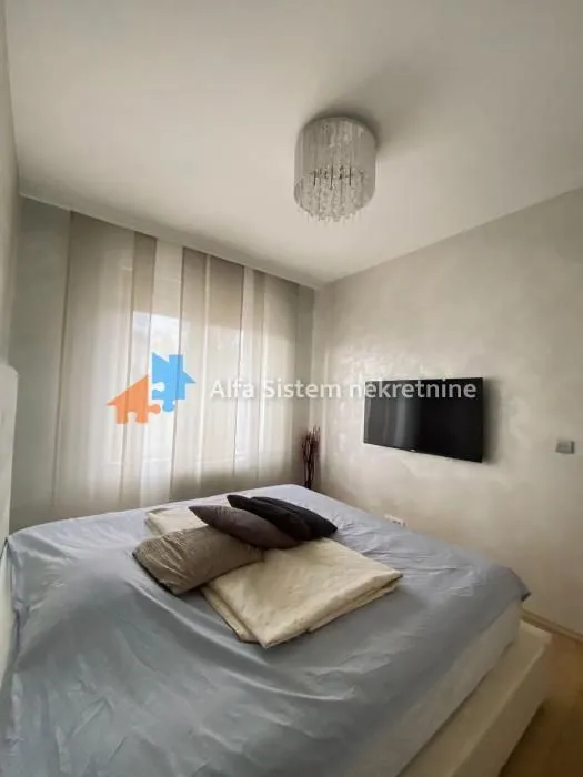 Rent, three bedroom apartment, 105m², Savski Venac, Beograd