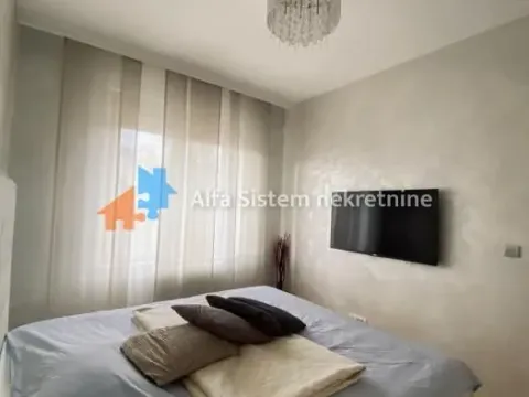 Izdavanje, trosoban stan, 105m², Savski Venac, Beograd - image 7