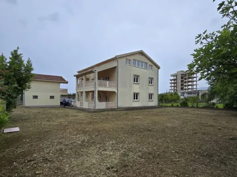 Prodaja, kuća, 500m², Bar, Crna Gora - image 2