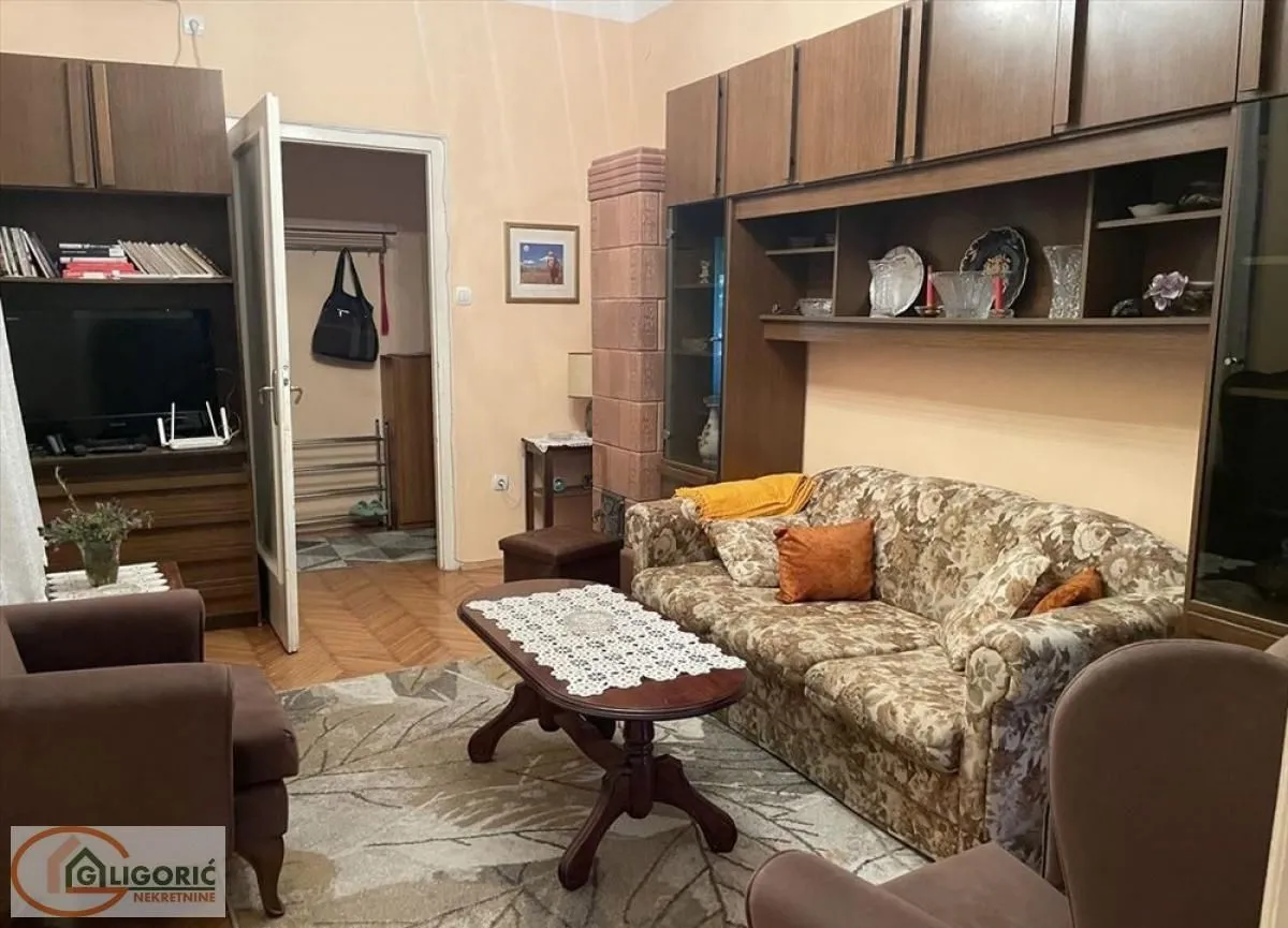 Prodaja, trosoban stan, 84m², Stari Grad, Beograd