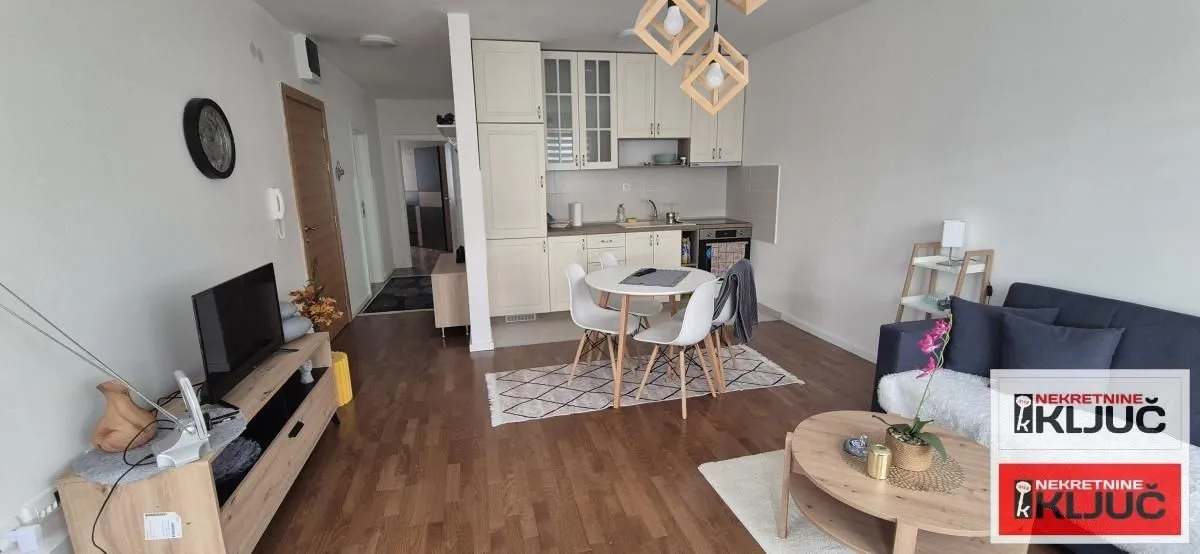 Sale, four bedroom apartment, 71m², Veternik, Novi Sad Sve Podlokacije
