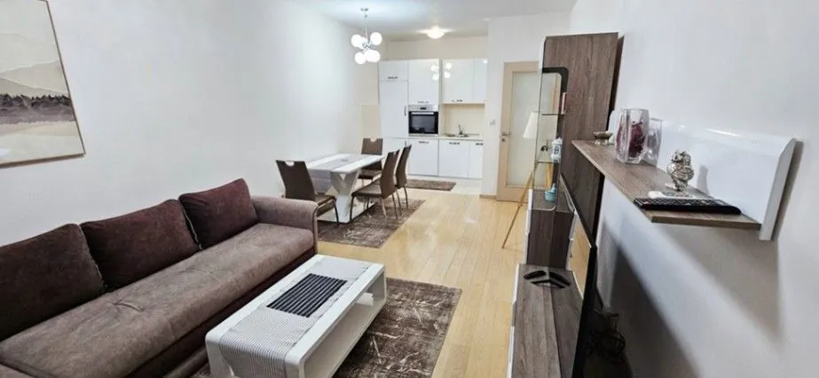 Izdavanje, jednosoban stan, 47m², City Kvart, Podgorica