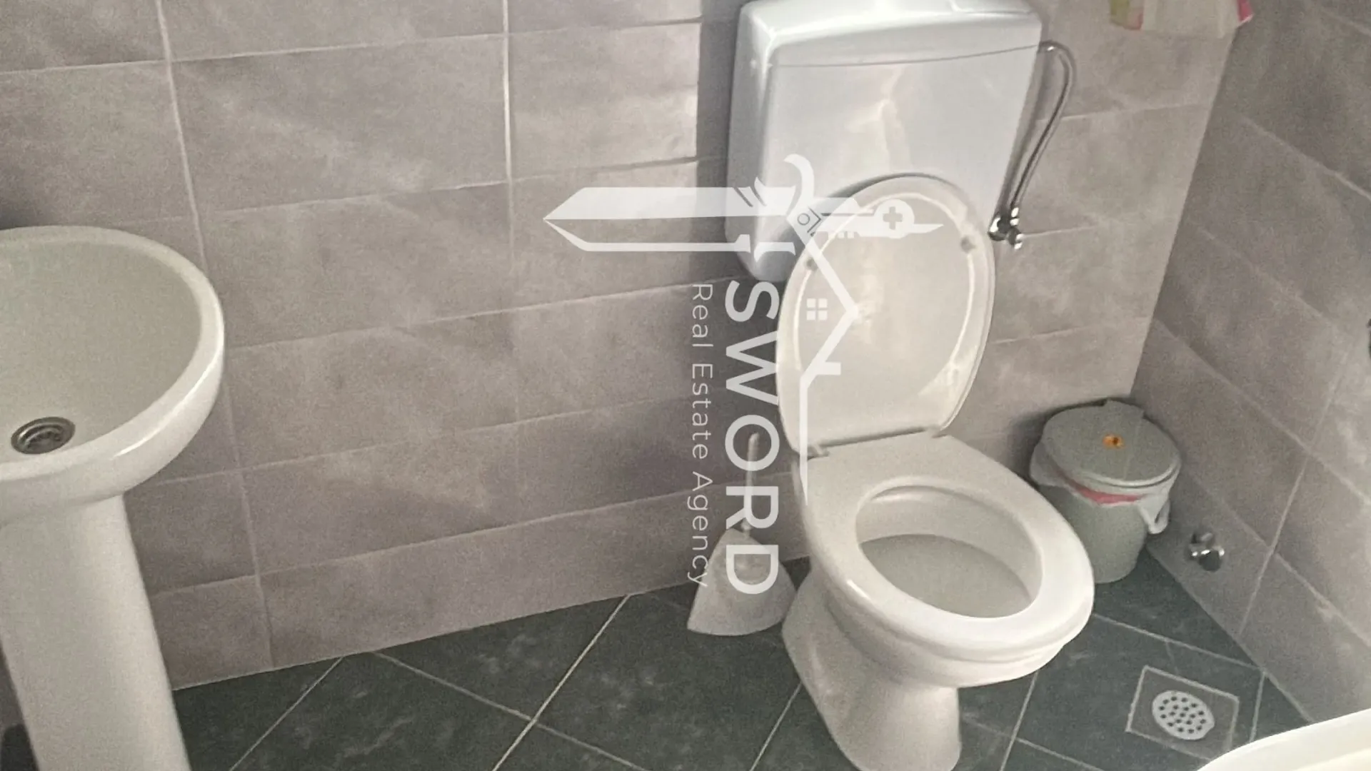 Sale, house, 360m², Šušanj, Bar