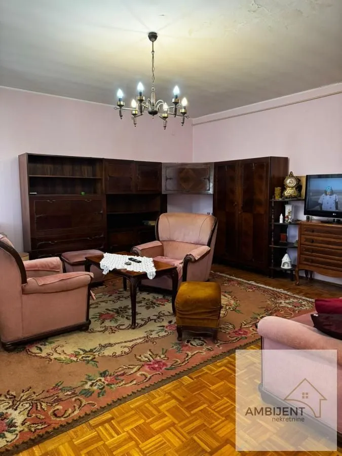 Prodaja, dvosoban stan, 69m², Zemun Sve Podlokacije, Beograd
