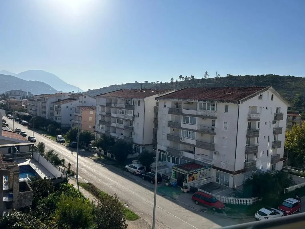 Prodaja, dvosoban stan, 60m², Sutomore, Bar