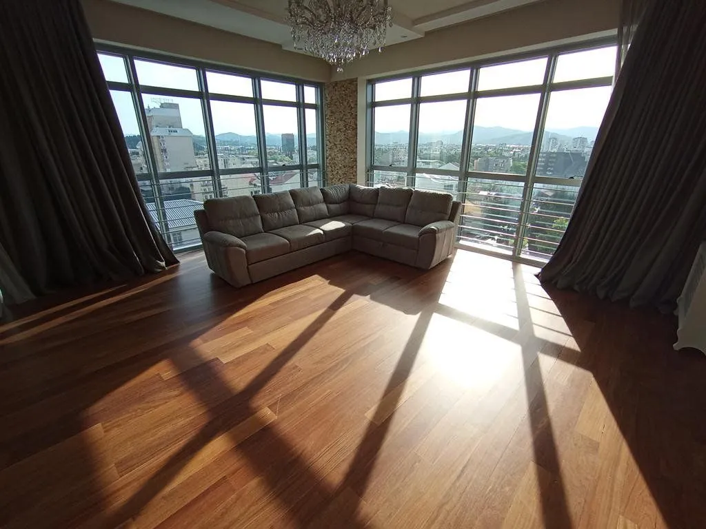 Sale, three bedroom apartment, 270m², Centar, Podgorica