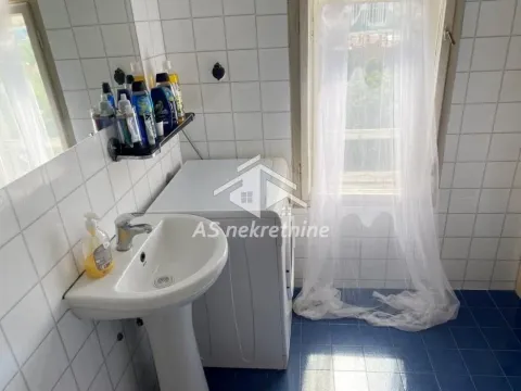 Rent, four bedroom apartment, 120m², Stari Grad, Beograd - image 29