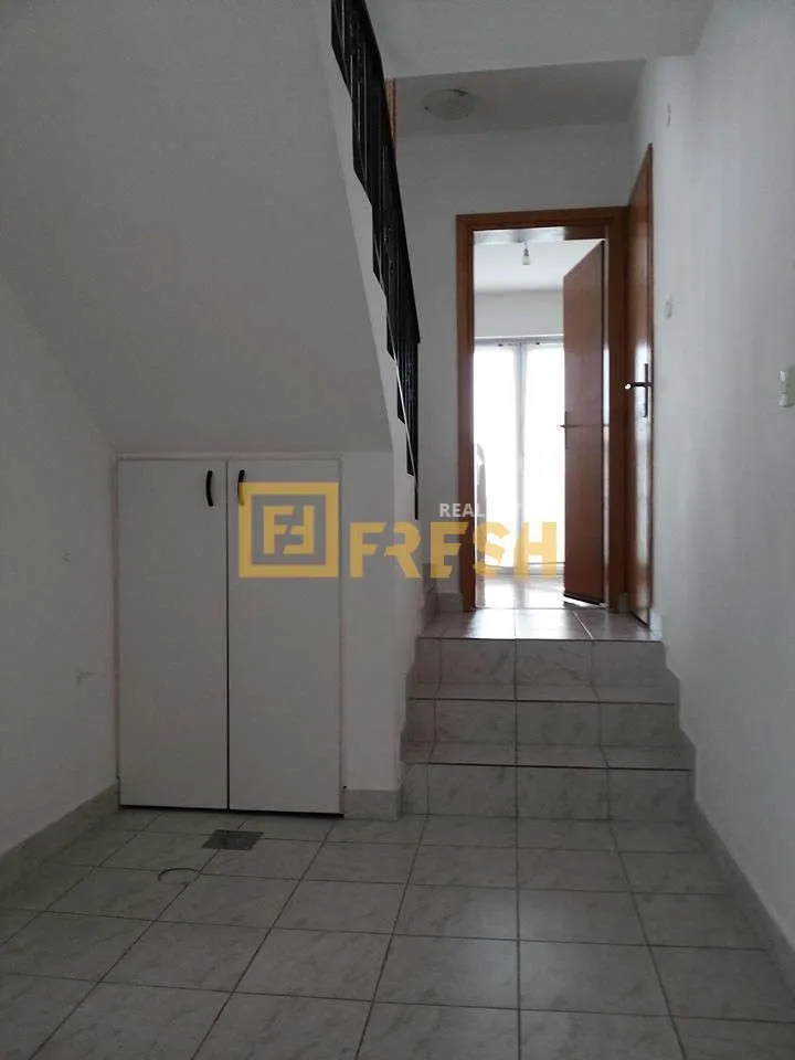 Sale, house, 350m², Stari Aerodrom, Podgorica
