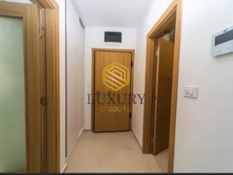 Izdavanje, jednosoban stan, 45m², City Kvart, Podgorica - image 8