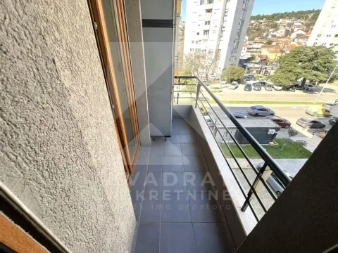 Izdavanje, jednosoban stan, 40m², Momišići, Podgorica - image 9
