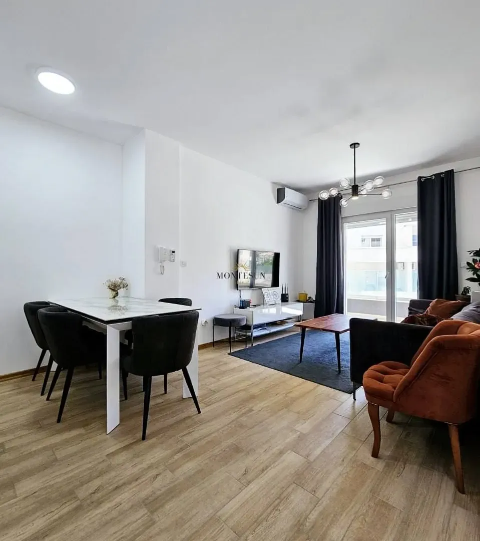 Rent, two bedroom apartment, 78m², Budva, Crna Gora