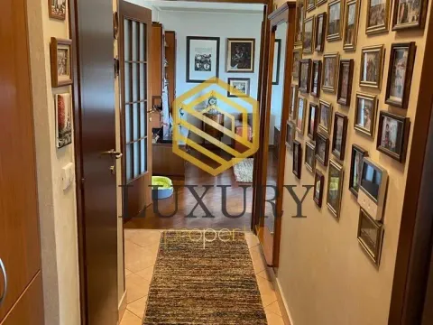 Izdavanje, trosoban stan, 130m², Stari Aerodrom, Podgorica - image 4