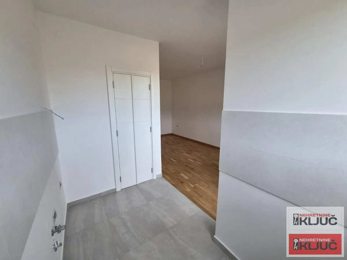 Prodaja, jednosoban stan, 39m², Petrovaradin, Novi Sad