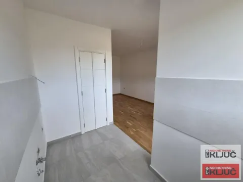 Prodaja, jednosoban stan, 39m², Petrovaradin, Novi Sad - image 10