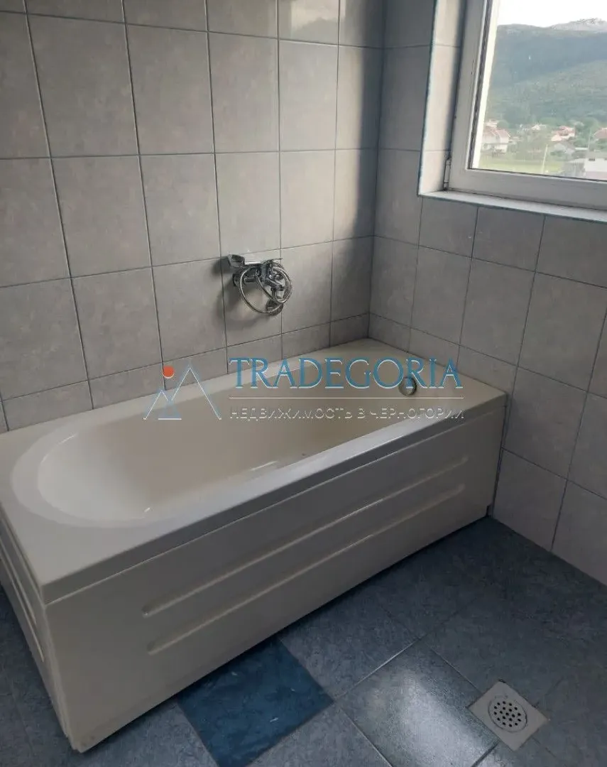 Prodaja, dvosoban stan, 95m², Bar, Crna Gora