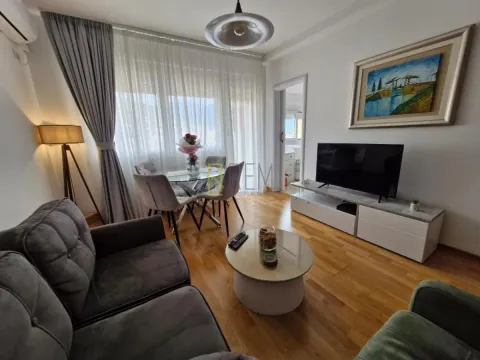 Prodaja, jednosoban stan, 39m², Centar, Tivat - image 4
