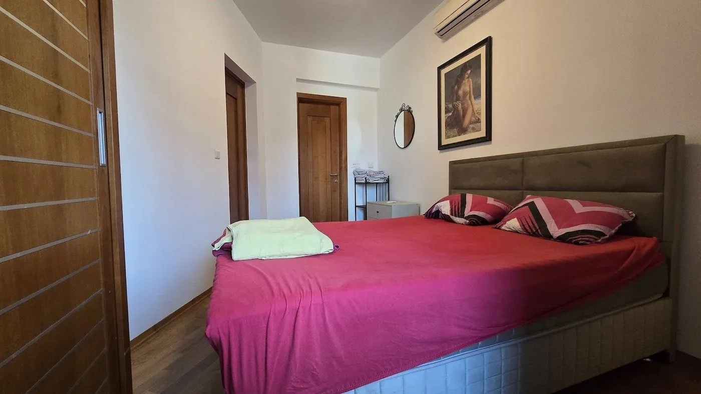 Rent, apartment, 100m², Centar, Podgorica