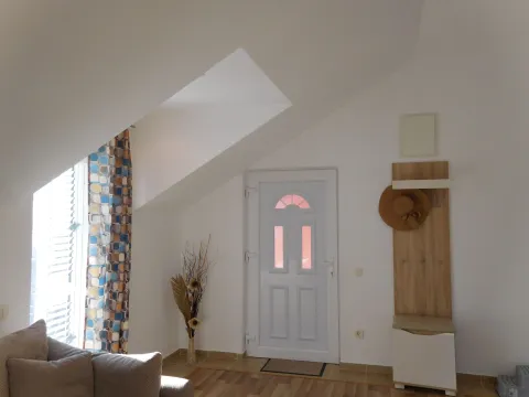 Prodaja, jednosoban stan, 63m², Gošići, Tivat - image 13