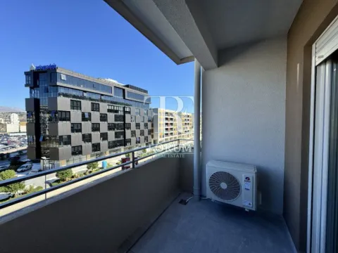 Prodaja, jednosoban stan, 48m², Central Point, Podgorica - image 9