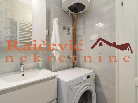 Sale, three bedroom apartment, 72m², Autokomanda, Voždovac Sve Podlokacije - image 13