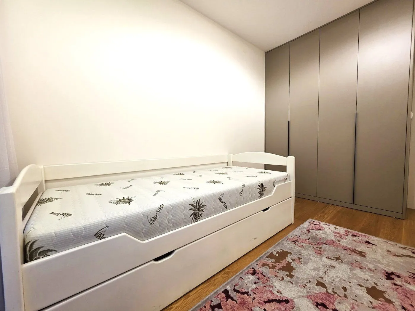 Izdavanje, stan, 105m², Central Point, Podgorica