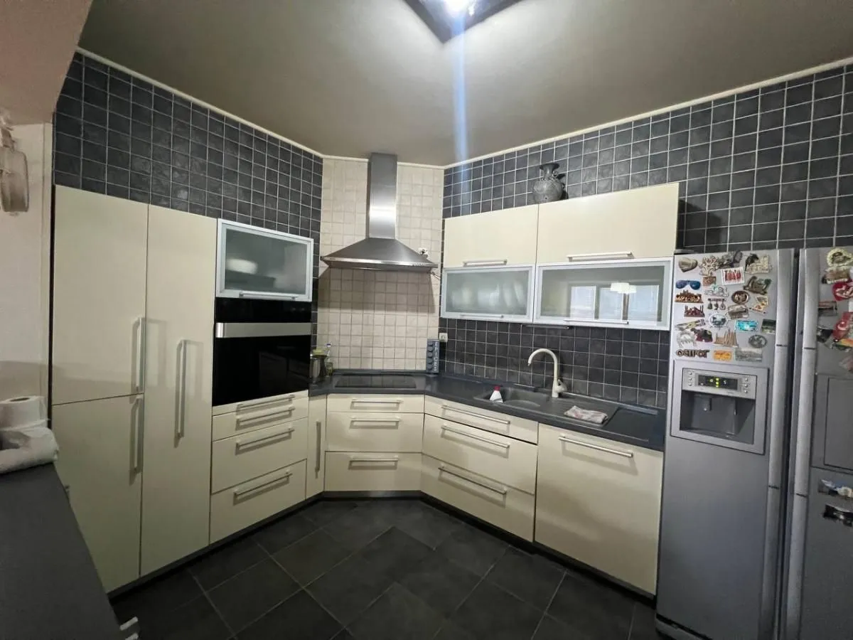 Prodaja, stan, 134m², Bulevar Oslobodjenja, Novi Sad Sve Podlokacije