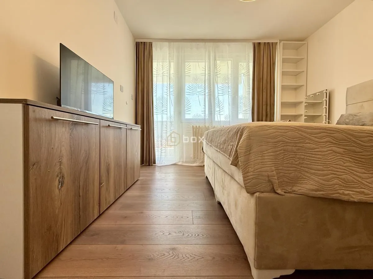 Prodaja, trosoban stan, 79m², Medijana, Niš
