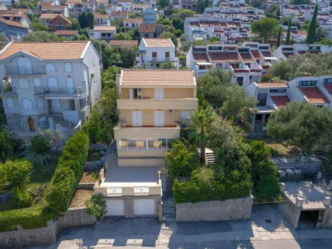 Sale, house, 185m², Krašići, Tivat