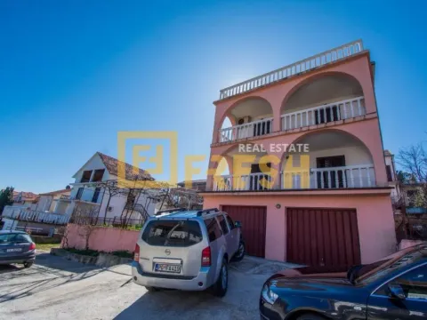 Sale, house, Tivat, Crna Gora - image 15