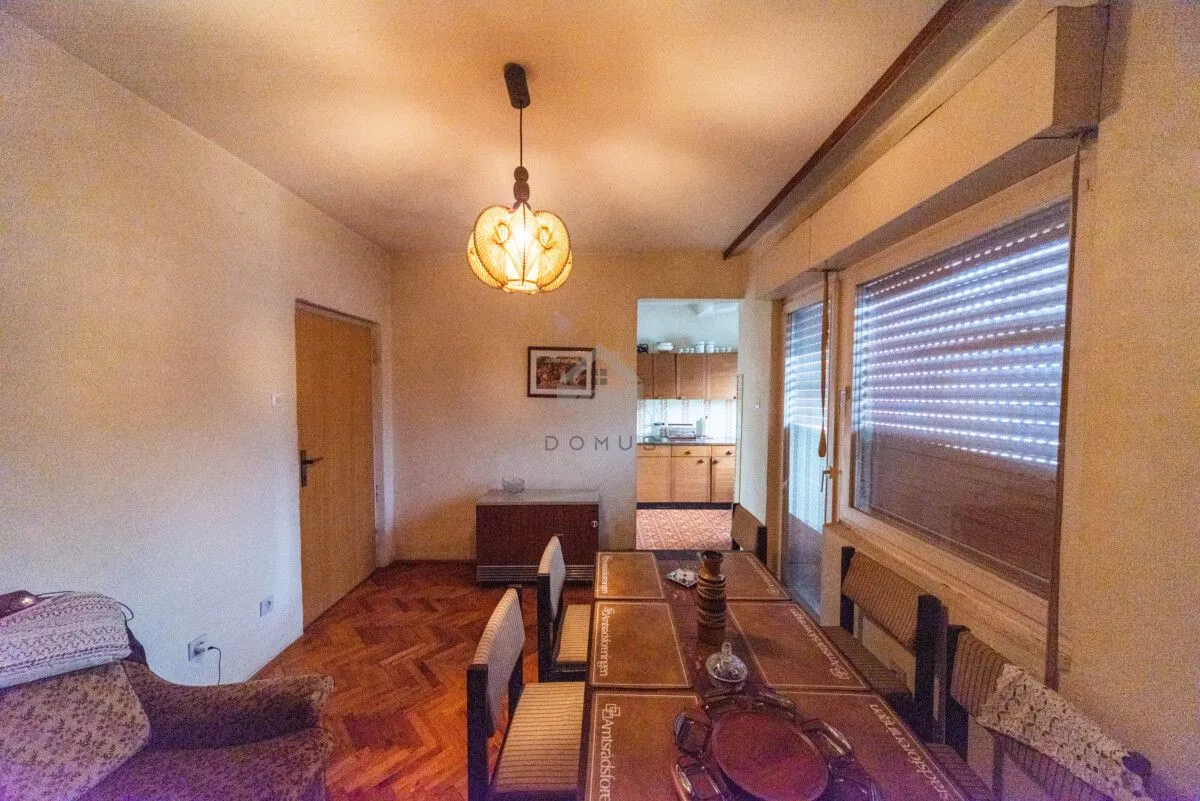 Prodaja, kuća, 215m², Tološi, Podgorica
