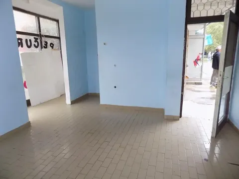 Sale, office space, 22m², Kajsijar, Jagodina - image 2