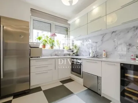 Izdavanje, četvorosoban stan, 139m², Novi Beograd Blok 19, Novi Beograd Sve Podlokacije - image 7