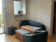 Izdavanje, jednosoban stan, 40m², Centar, Novi Sad - image 1