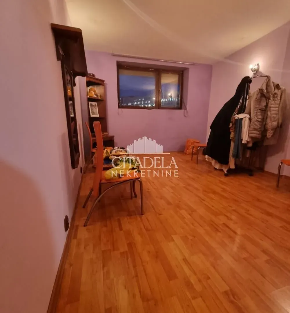 Sale, three bedroom apartment, 74m², Savski Venac, Beograd