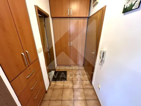 Rent, one bedroom apartment, 40m², Zagorič, Podgorica - image 8