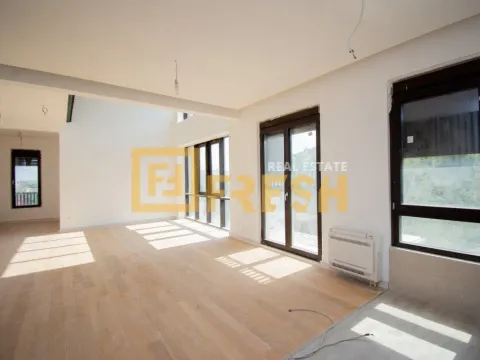 Prodaja, četvorosoban stan, 151m², Gornja Gorica, Podgorica - image 2