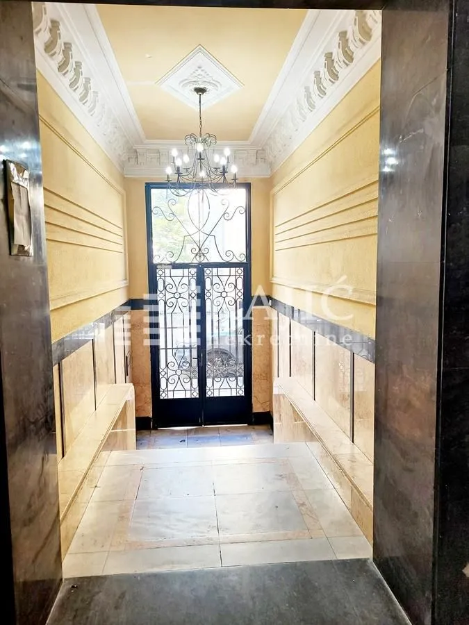 Rent, office space, 95m², Stari Grad, Beograd