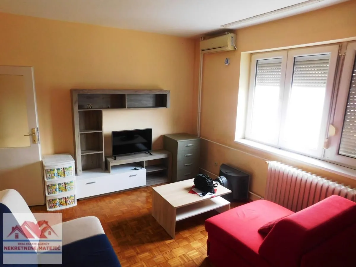 Prodaja, dvosoban stan, 55m², Centar, Kragujevac