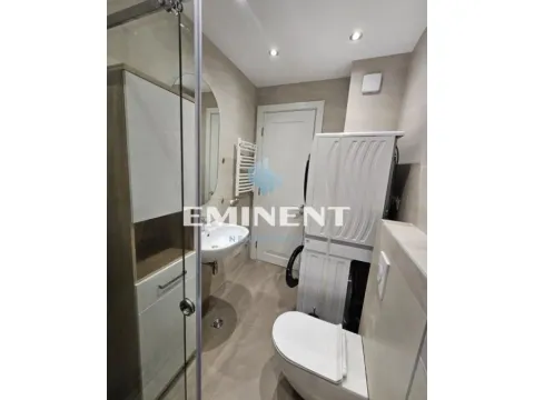 Rent, apartment, 120m², Vračar Sve Podlokacije, Beograd - image 11