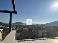 Izdavanje, trosoban stan, 95m², Lazi, Budva - image 30