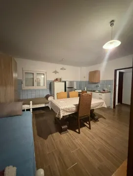 Rent, two bedroom apartment, 80m², Gradiošnica, Tivat - image 6
