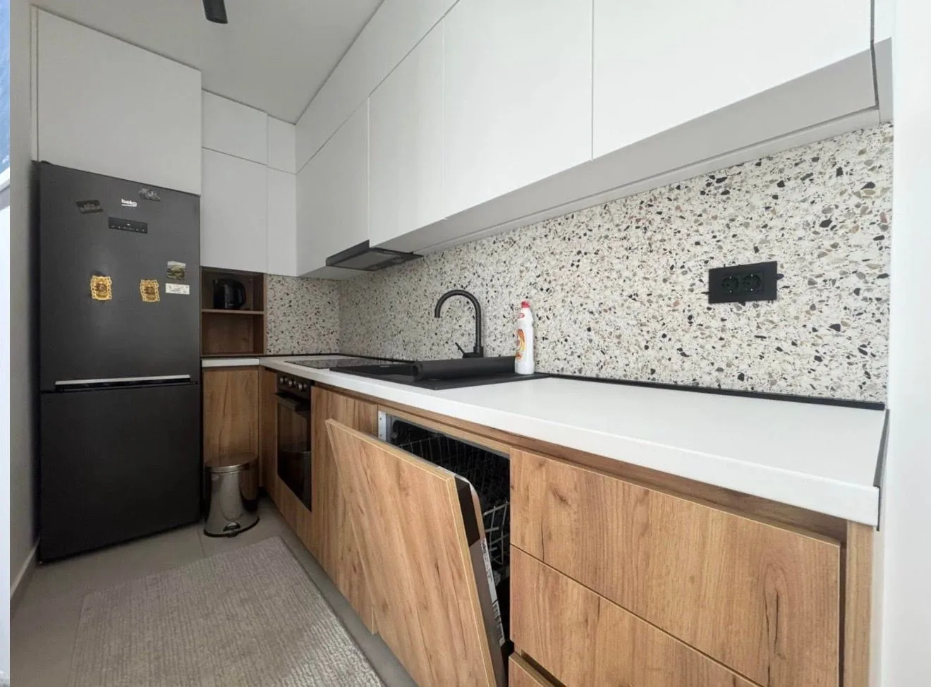 Rent, two bedroom apartment, 65m², Autobuska stanica, Podgorica