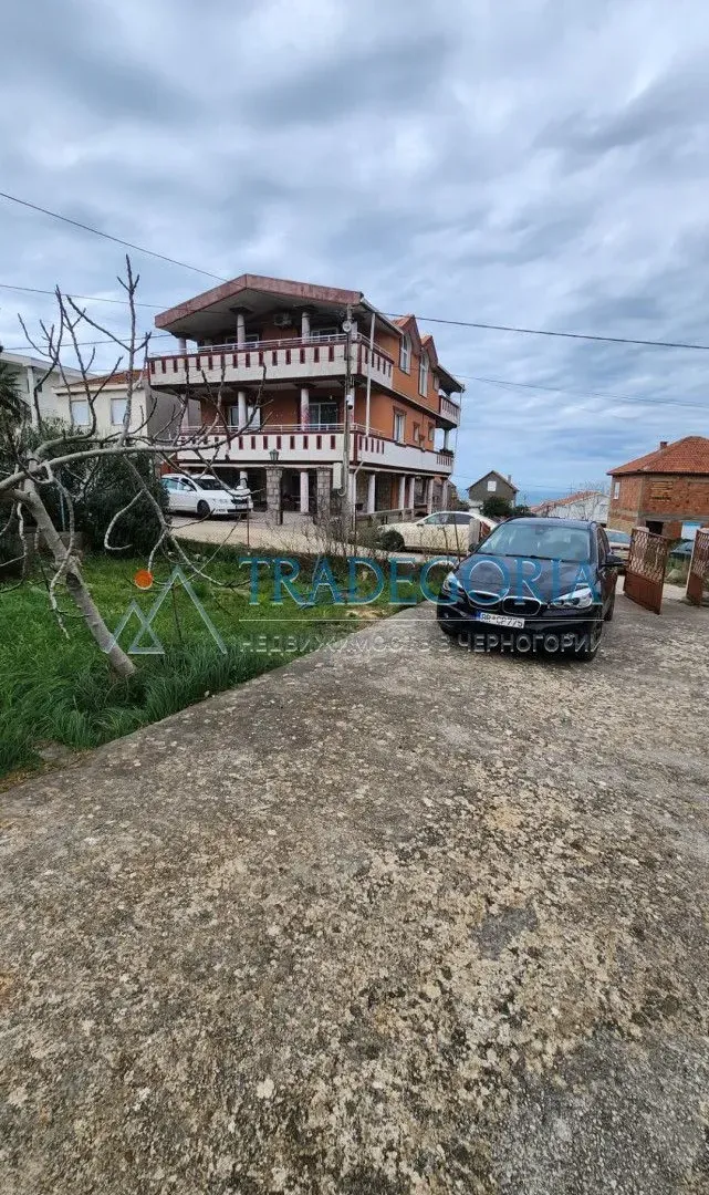Prodaja, kuća, 180m², Dobra Voda, Bar